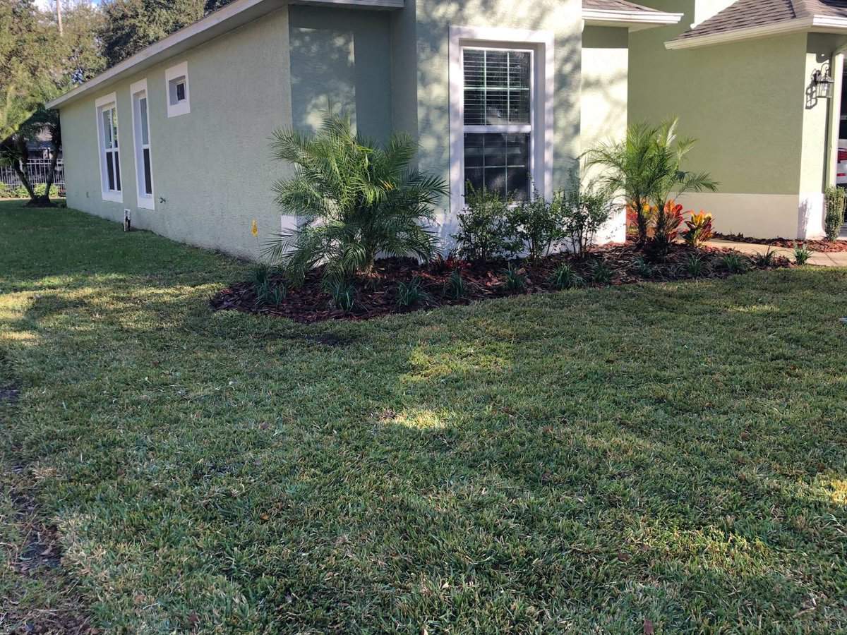 insignia landscape service areas town n country retaining walls - Insignia Landscape Build beautiful landscaping with sod installation and landscape lighting in Town N Country, Florida